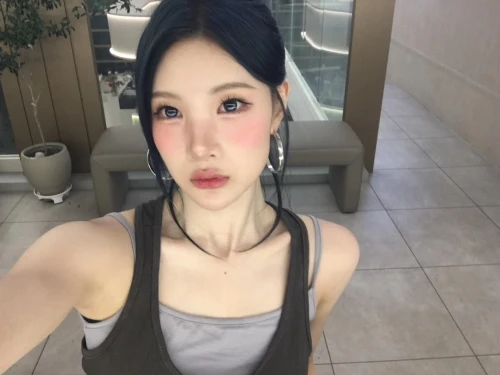 260521-juun-weverse-update-v0-5daand4qre2h1.webp