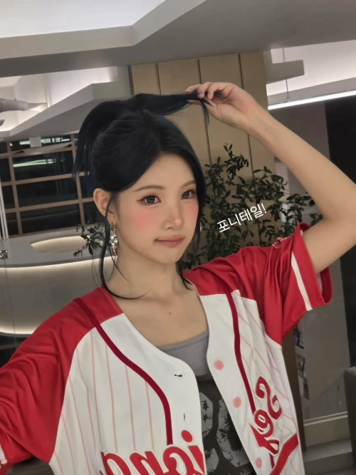 260521-juun-weverse-update-v0-l26ipg4qre2h1.webp