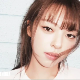 260619-jeongyeon-instagram-dazed-korea-v0-1crhg0wwxz1h1