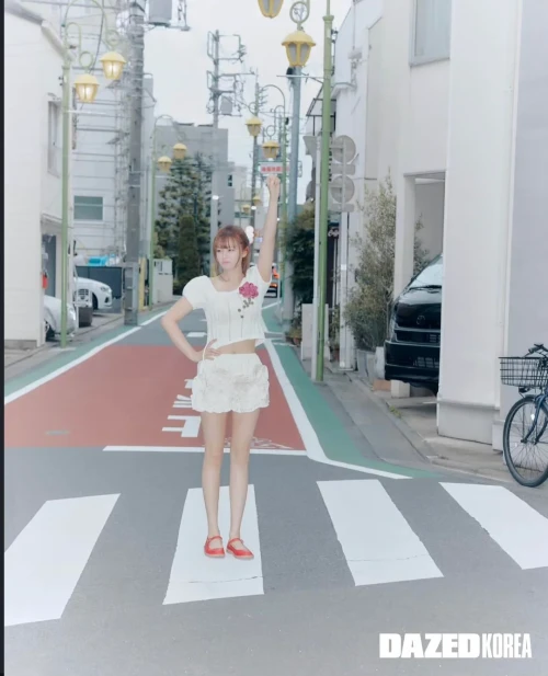 260619-jeongyeon-instagram-dazed-korea-v0-ab5mjzvwxz1h1.webp