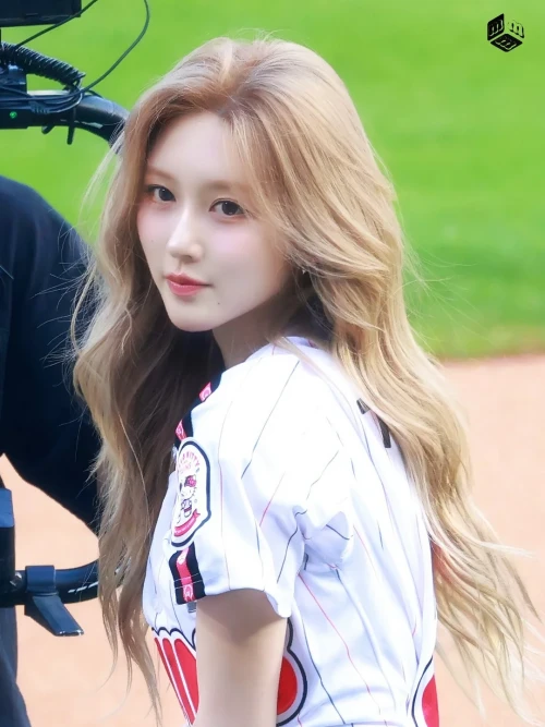 250527-gaeul-v0-czjci5vp5g2h1.webp