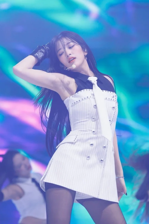 251220-yujin-v0-4jvuki2w7i2h1.webp