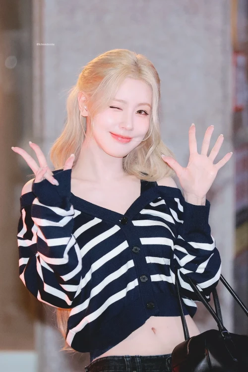260502-miyeon-v0-d1czhwy1mp2h1.webp