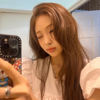 260521-beni-weverse-update-v0-9kmpsgd3oj2h1
