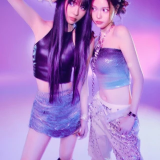 260521-izna-the-3rd-mini-album-set-the-tempo-concept-photo-v0-woq11aonhg2h1