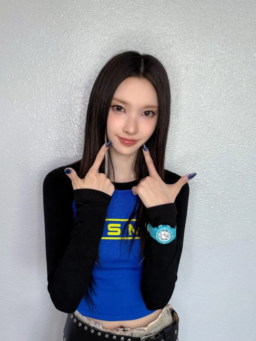 260521-yunah-v0-147kb6w36i2h1.webp