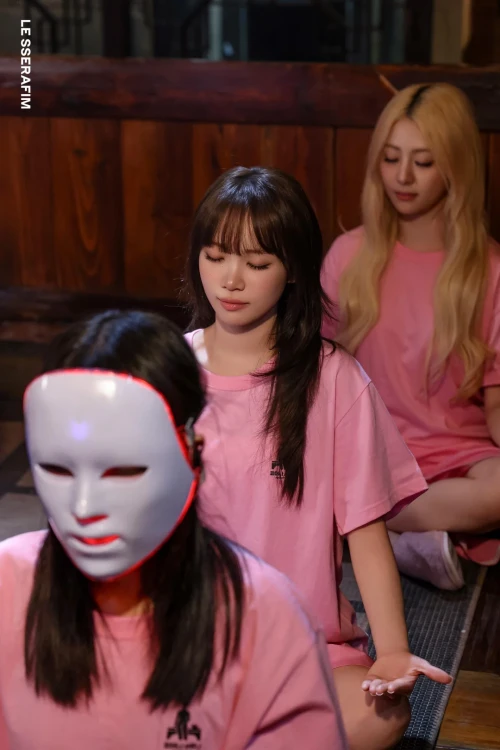260522-le-sserafim-boompala-mv-photo-sketch-chaewon-v0-p37ryk8afo2h1.webp