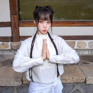 260522-le-sserafim-boompala-mv-photo-sketch-chaewon-v0-schqwm8afo2h1