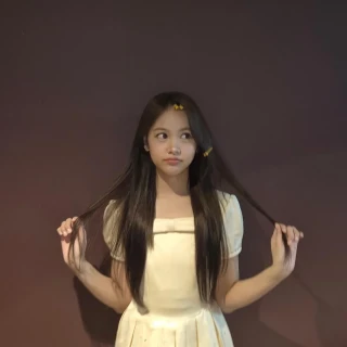 250530-carmen-instagram-v0-g5c6qed9ar2h1