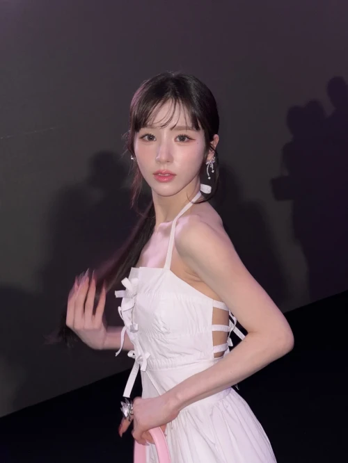 251010-heejin-v0-4tsl9puxdq2h1.webp