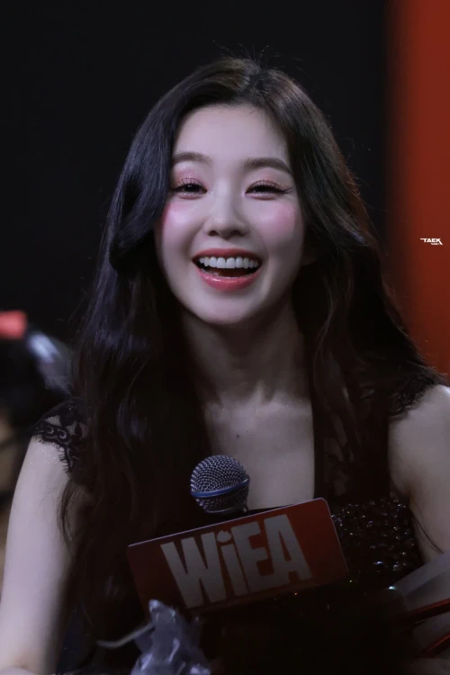 260426-irene-v0-6k9dymep5l2h1.webp