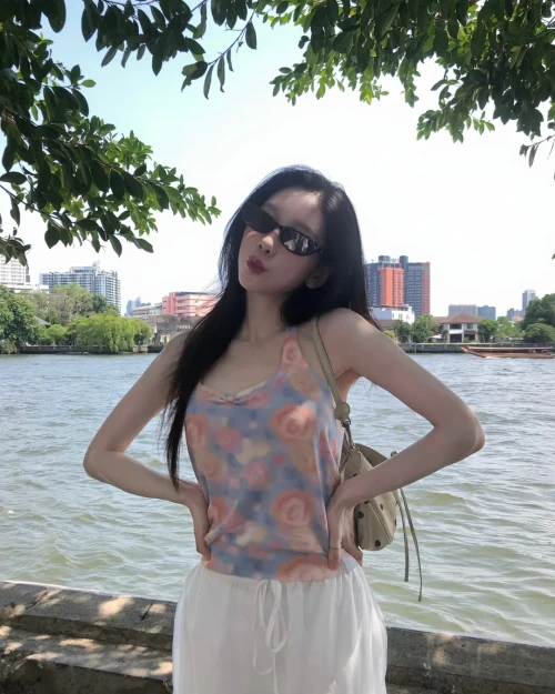 260511-taeyeon-ig-update-v0-0od87k6jkf2h1.webp