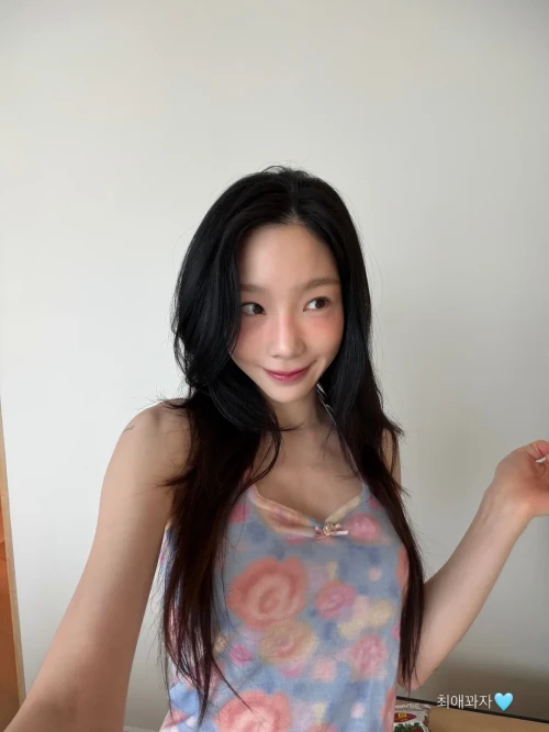 260512-taeyeon-ig-update-v0-4pdij289jf2h1.webp