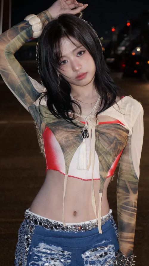 260522-ahyeon-weverse-update-v0-ib7ylnzyap2h1.webp