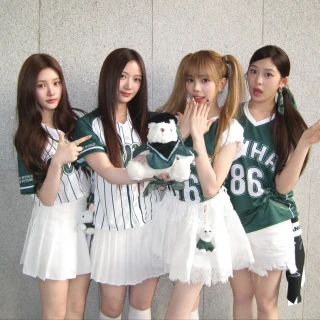260522-baby-dont-cry-twitter-update-ewha-womans-university-v0-1uhff2g92r2h1