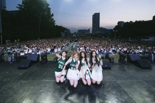 260522-baby-dont-cry-twitter-update-ewha-womans-university-v0-6scpb4m92r2h1.webp
