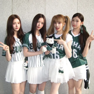 260522-baby-dont-cry-twitter-update-ewha-womans-university-v0-r7movl592r2h1