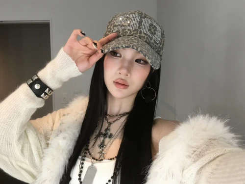 260522-juun-weverse-update-v0-pn0bmo0alp2h1.webp