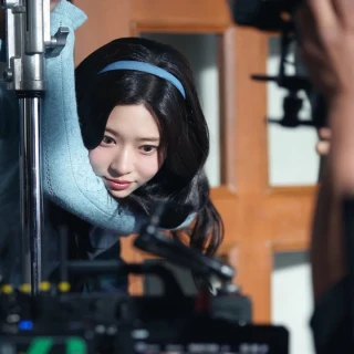 260522-management-soop-berriz-update-with-kim-minju-v0-hzx3rtqefn2h1