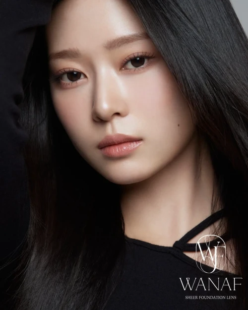 260522-wanaf-x-update-with-kim-minju-v0-6hdm9kmpol2h1.webp