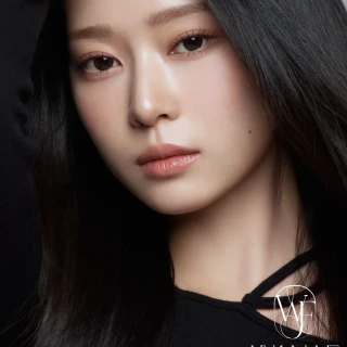 260522-wanaf-x-update-with-kim-minju-v0-6hdm9kmpol2h1