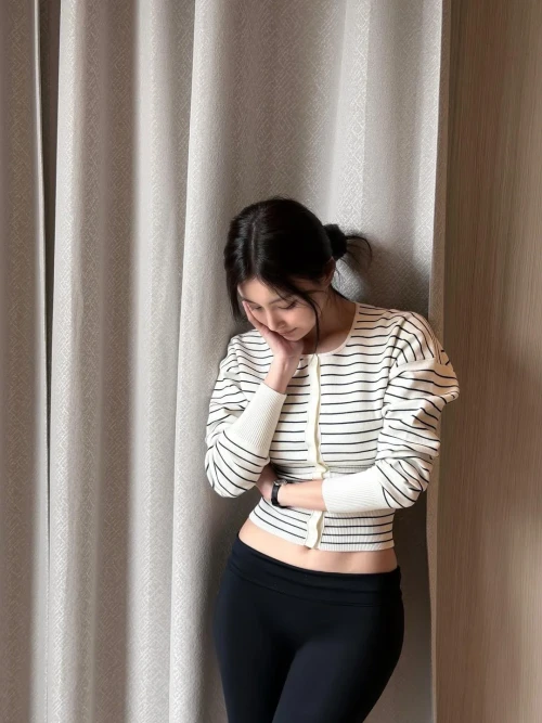 260523-hyewon-instagram-update-v0-clicbpgyaw2h1.webp