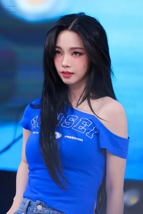 260523-karina-2026-yonsei-university-akaraka-festival-v0-g5385gq4203h1.webp
