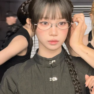 260523-kim-chaewon-instagram-update-v0-5uwtzm85fu2h1