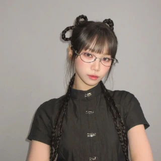 260523-kim-chaewon-instagram-update-v0-hrgyfo85fu2h1