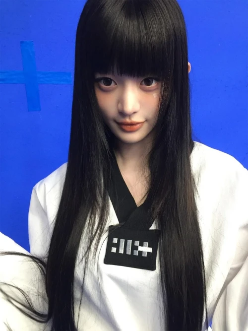 260523-minju-v0-t52734vcfx2h1.webp