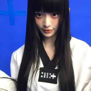260523-minju-v0-t52734vcfx2h1