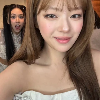 260524-jeongyeon-instagram-update-v0-3ob6pxgluy2h1