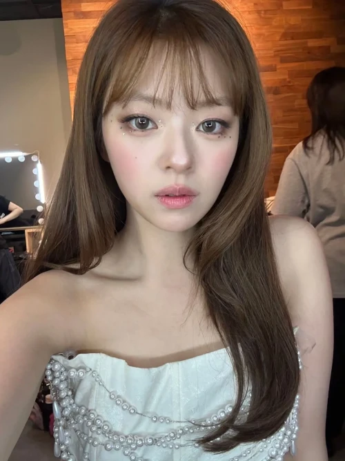 260524-jeongyeon-instagram-update-v0-c34svt3luy2h1.webp