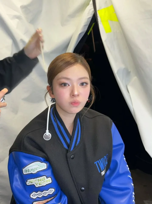 260524-jeongyeon-instagram-update-v0-docui1lluy2h1.webp