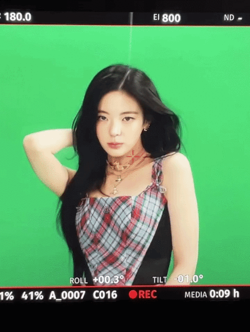 tb0mjkymbx2h1.gif