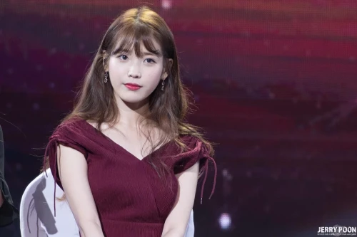 160827-iu-good-day-in-shenzhen-by-jerry-poon-v0-eu65xn97hq2h1.webp