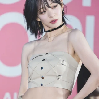 230616-lee-chaeyoung-v0-xjfq94fnf13h1