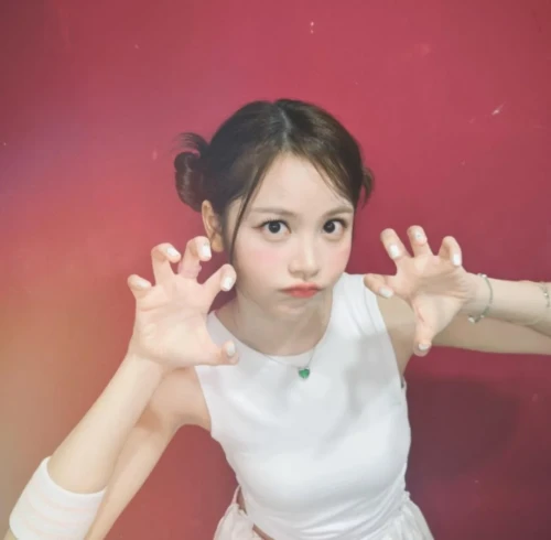 250628-carmen-instagram-v0-ha1xi82y0t2h1.webp