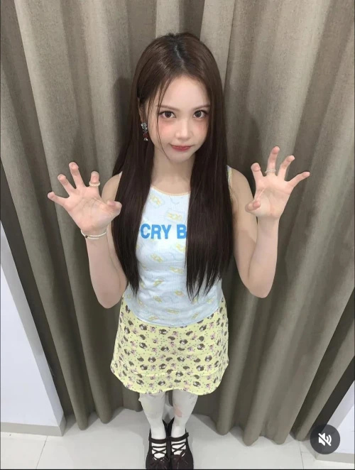 251205-carmen-instagram-v0-jfzl2on5s13h1.webp