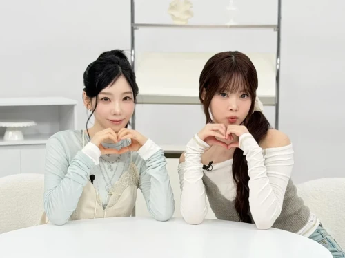 260501-taeyeon-eunchae-ig-update-v0-gcqv6dvtjf2h1.webp
