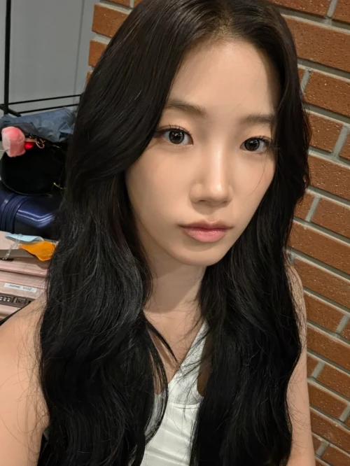 260521-kazuha-weverse-update-v0-s71m4t640j2h1.webp