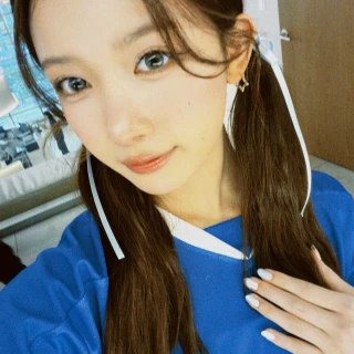 260521-kumi-weverse-update-v0-7n76gmthro2h1
