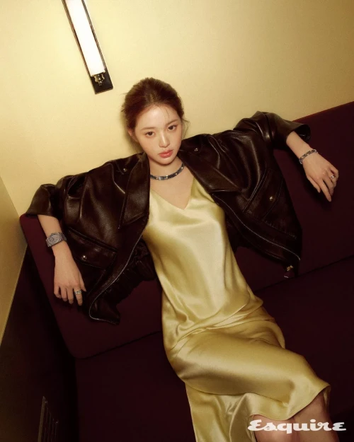 260521-wonyoung-esquire-korea-x-bvlgari-june-2026-issue-v0-yl8azqxhi23h1.webp