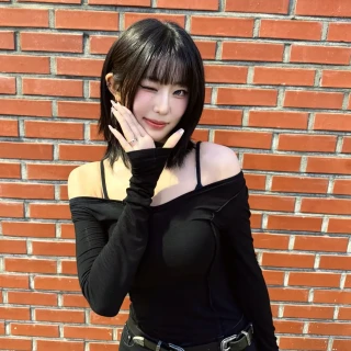 260522-yel-instagram-update-v0-hpsv6nlwd63h1