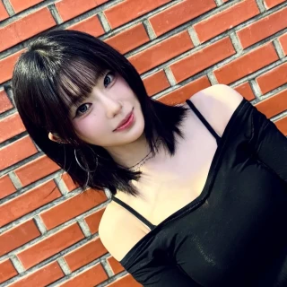 260522-yel-instagram-update-v0-ztm1wclwd63h1