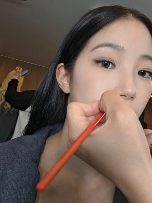 260523-kazuha-instagram-update-v0-pb0b8akx9w2h1.webp