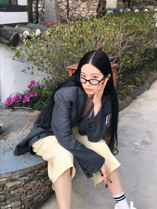 260523-kazuha-instagram-update-v0-wetut7kx9w2h1.webp