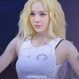 260523-winter-at-yonsei-university-festival-v0-kml9atqgw23h1