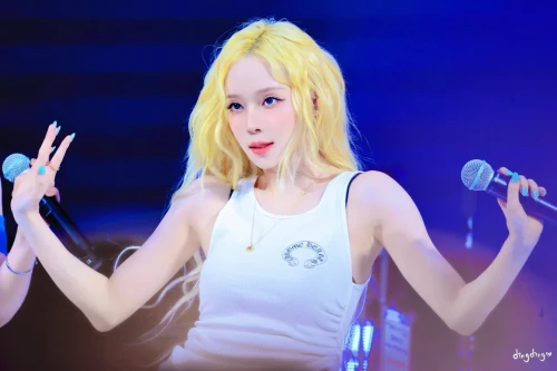 260523-winter-at-yonsei-university-festival-v0-zgx54pqgw23h1.webp