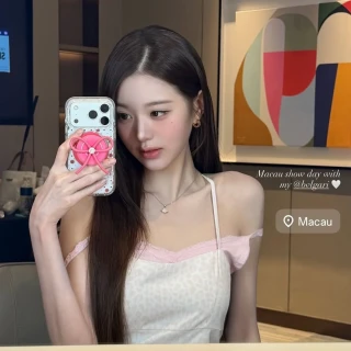 260523-wonyoung-instagram-story-updates-v0-fvm8fufn9w2h1